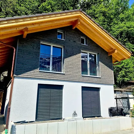 Hillside Loft, 2 Bedrooms, Max 5 Guests *