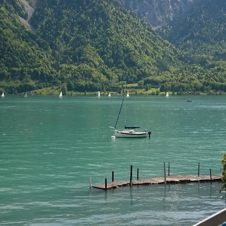 Hillside Loft, 2 Bedrooms, Max 5 Guests * Ringgenberg